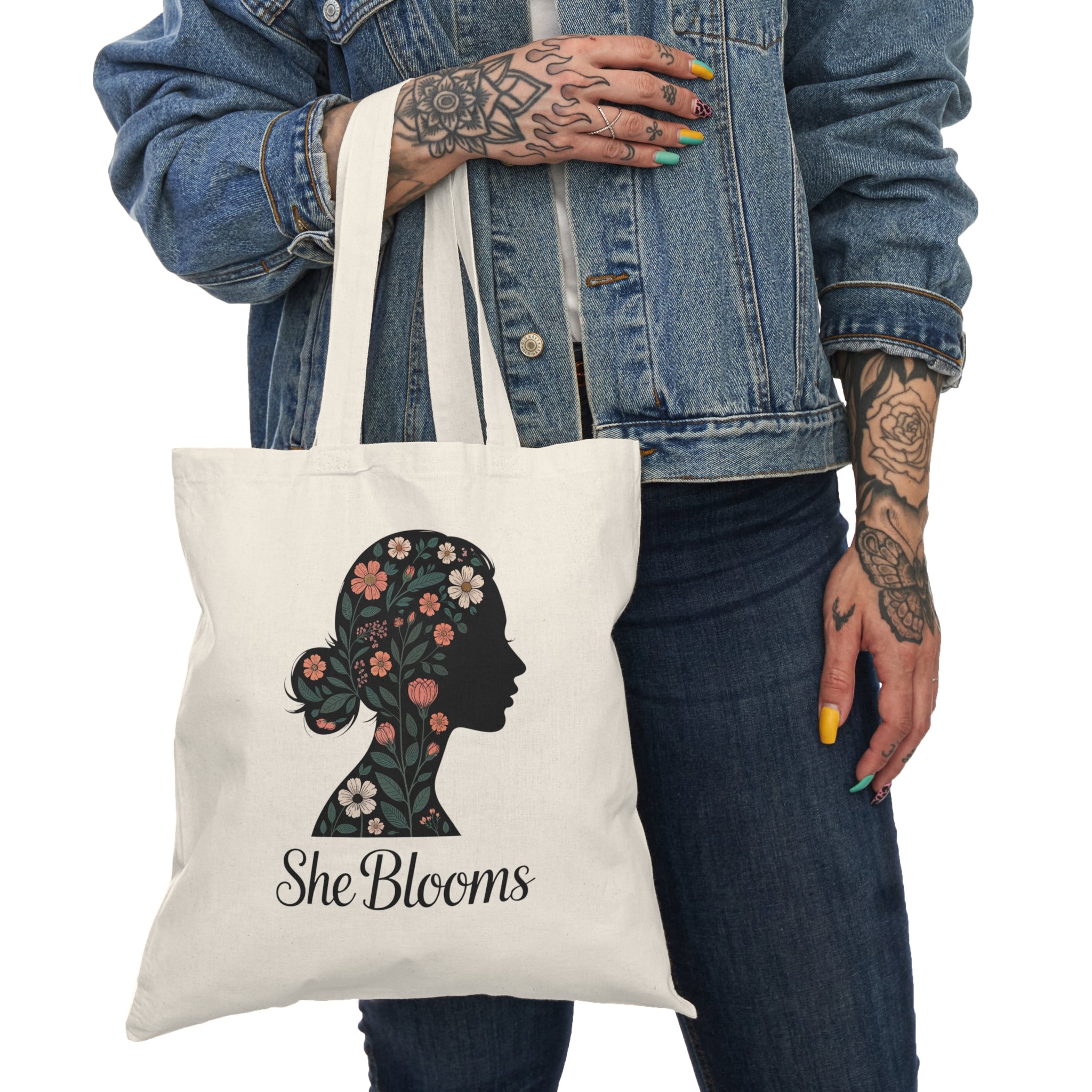 Sac cabas naturel motif loup noir | Gros plan sur les yeux ambrés, illustration de forêt sombre