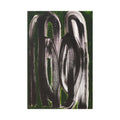 Coups de pinceau noirs abstraits sur toile verte mate