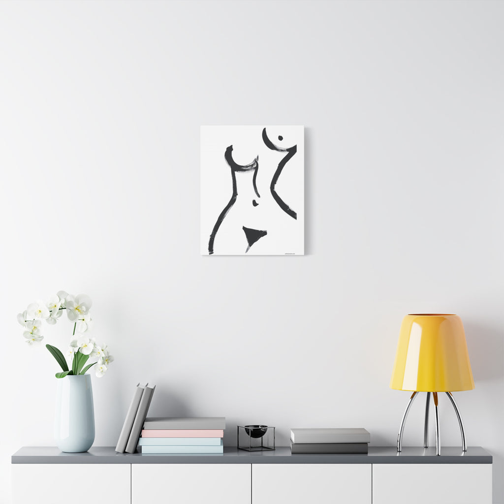 Toile minimaliste à coups de pinceau noirs représentant une figure féminine