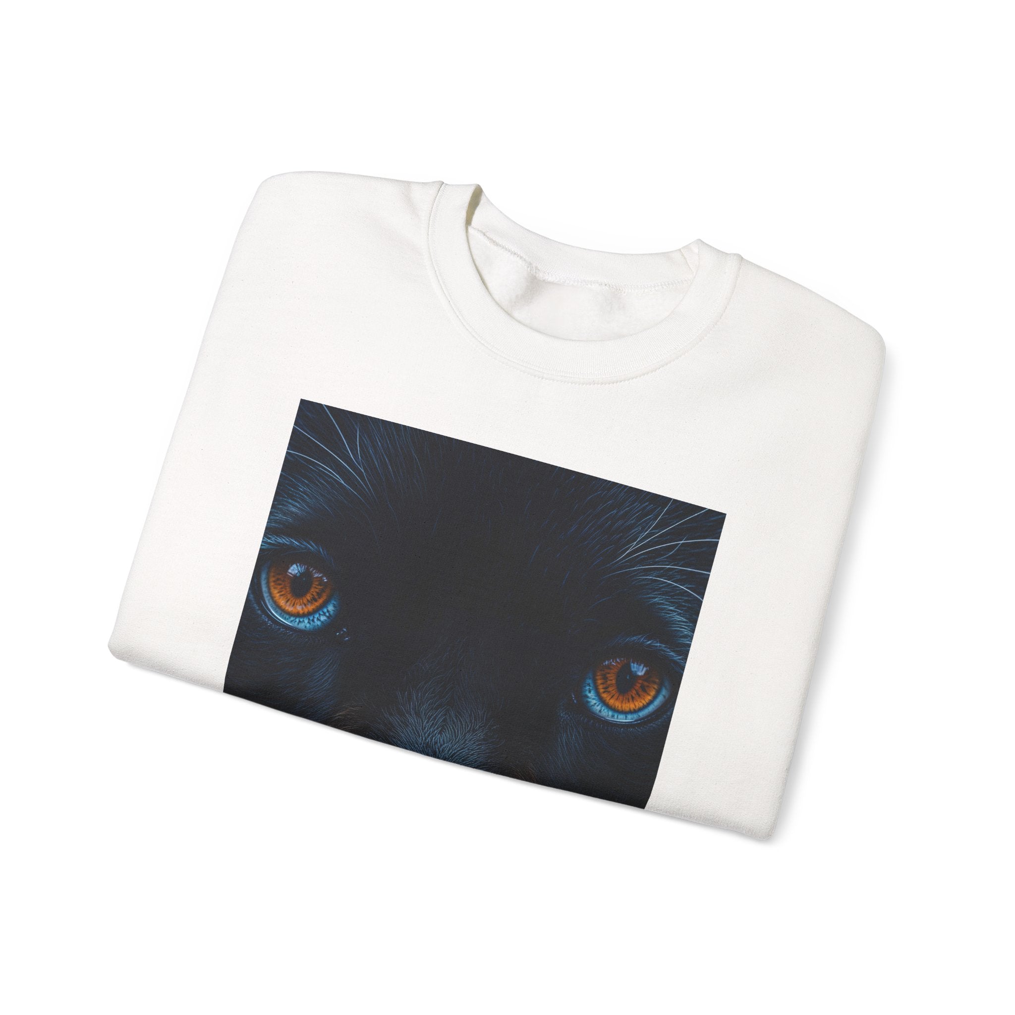 Sweat-shirt à motif loup noir | Gros plan sur les yeux orange